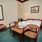 Park Hotel 3*