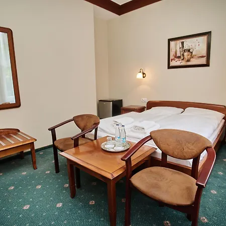 Park Hotel 3*