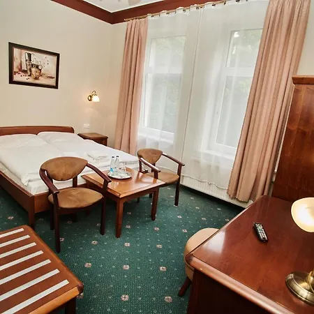 Park Hotel 3*